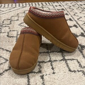 Cozy Brown Slip-On Slippers